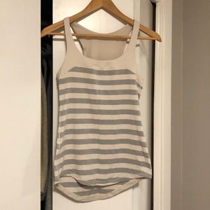 Lululemon tank top size 4